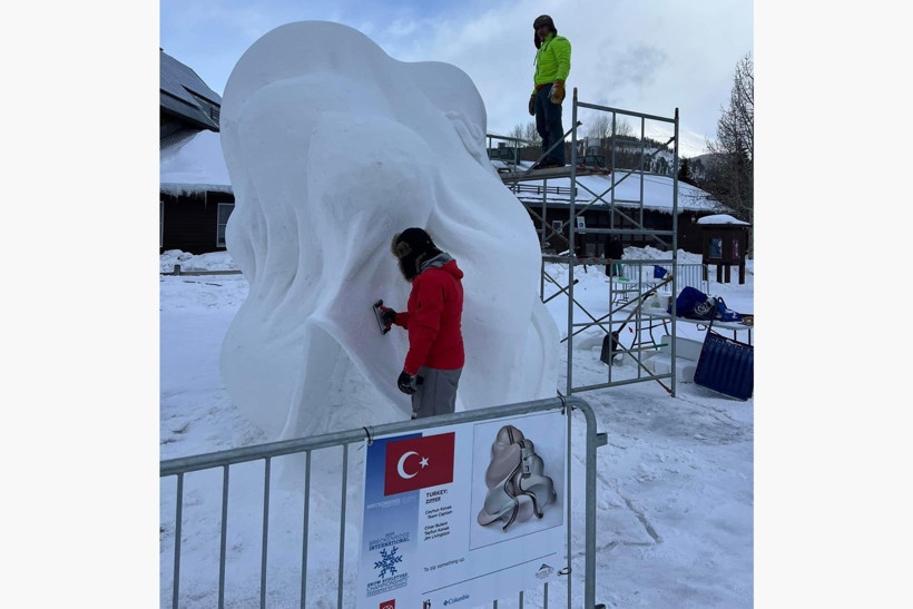 Kocaeli Üniversitesi heykel ekibi ABD’de bir eser daha gerçekleştirdi - Resim : 2