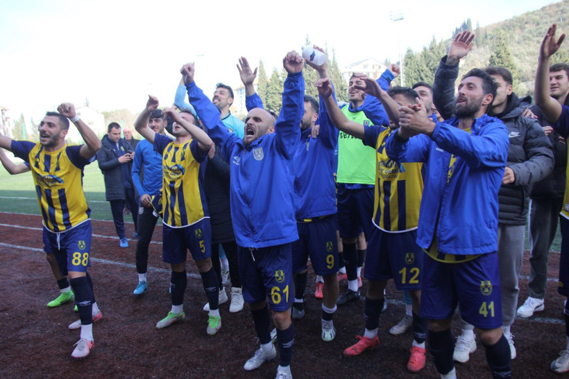 Karamürselspor'un Karasu’yu farklı devirdiği maçın fotoğrafları - Resim: 69