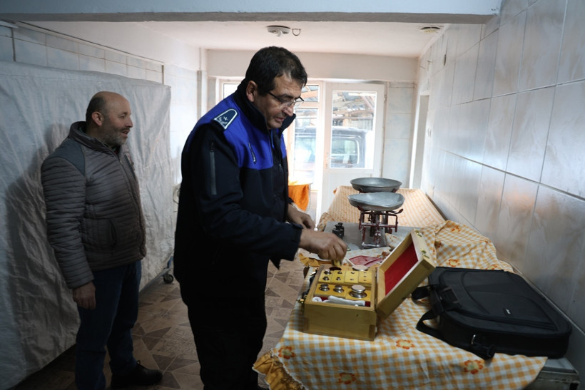 Kartepe'de denetimler devam ediyor, hamur terazileri denetlendi - Resim : 1