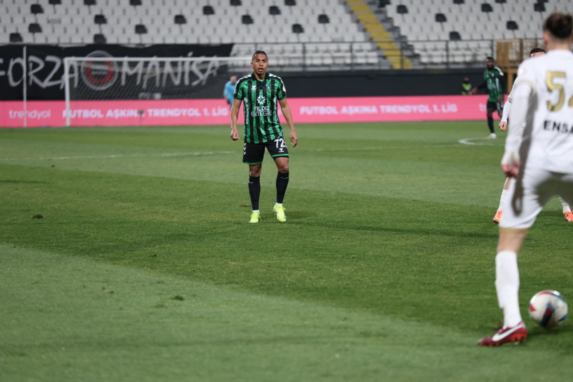 Rivas, Kocaelispor taraftarının gönlüne girdi - Resim : 1