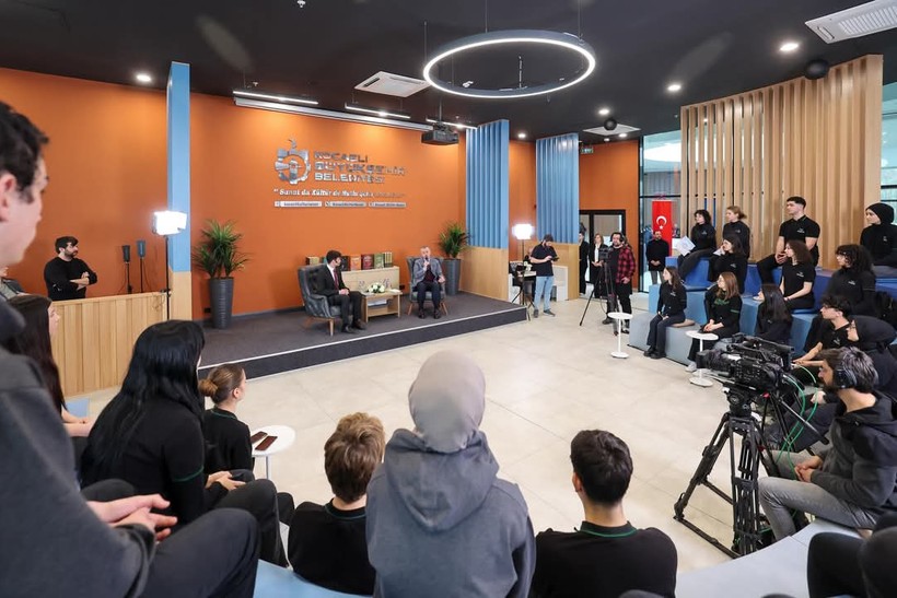Milli İrade Meydanı'nda yeni bir mekan daha! - Resim : 2