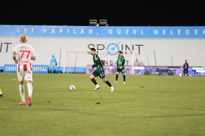 Yusuf Cihat Çelik'ten müthiş gol! - Resim : 7