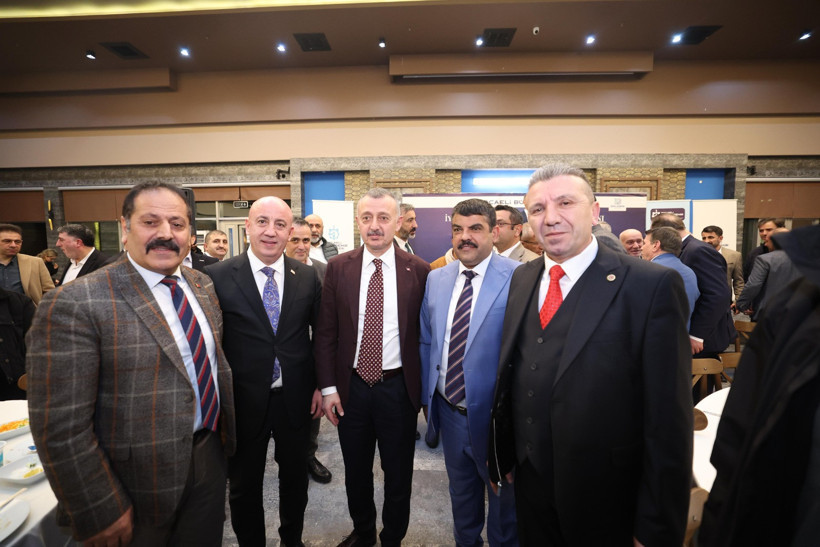 Tahir Büyükakın: Hep yanımızda oldunuz - Resim : 3