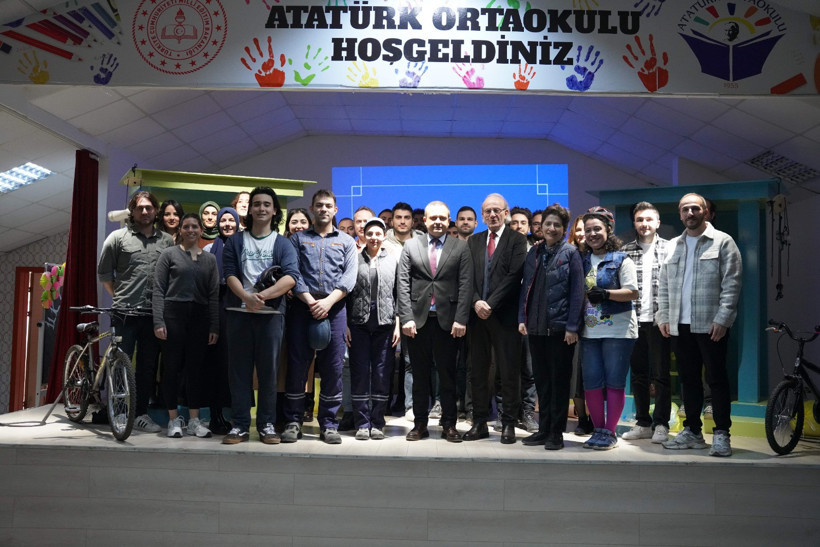 Çocuklar tiyatro ile çevreci ulaşımı öğrenecekler - Resim : 4