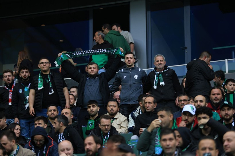 Kocaelispor – Sakarya maçının tribün ve taraftar fotoğrafları - Resim: 12