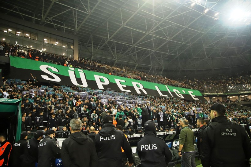 Kocaelispor – Sakarya maçının tribün ve taraftar fotoğrafları - Resim: 56