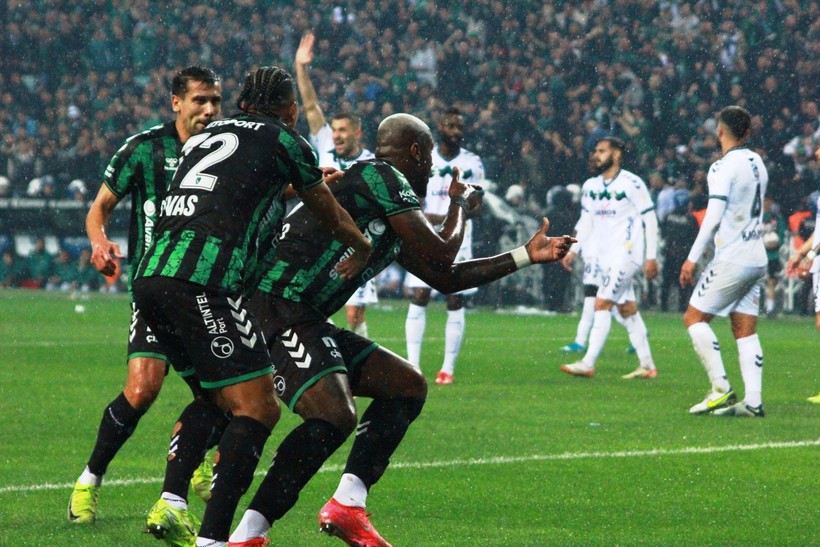 Kocaelispor – Sakarya maçının saha içi fotoğrafları - Resim: 65