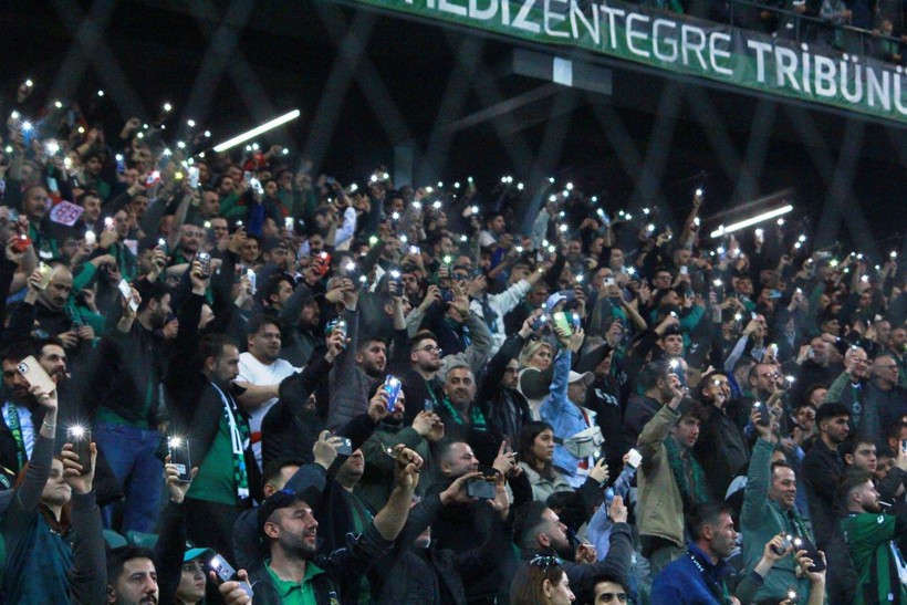 Kocaelispor – Sakarya maçının tribün ve taraftar fotoğrafları - Resim: 91