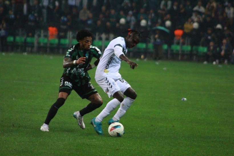 Kocaelispor – Sakarya maçının saha içi fotoğrafları - Resim: 74