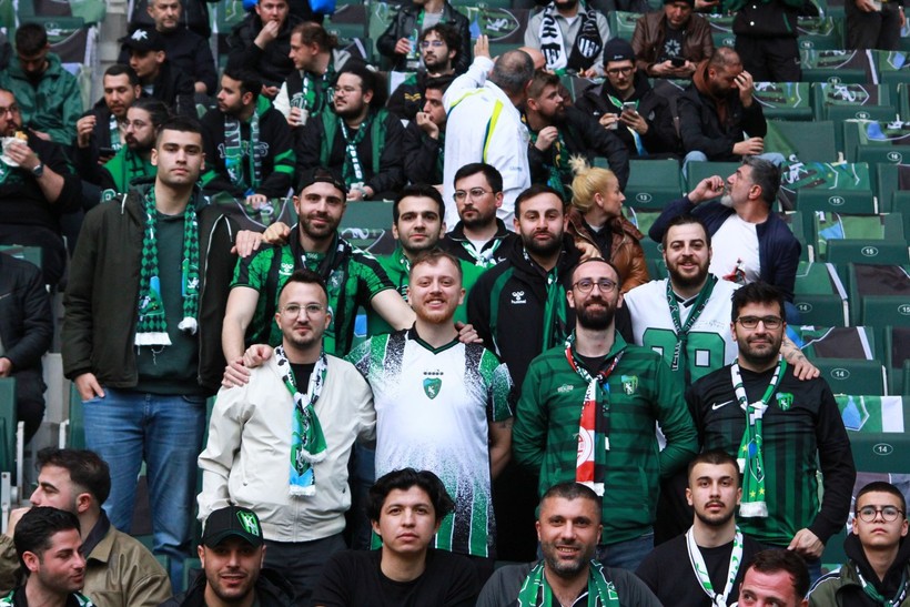 Kocaelispor – Sakarya maçının tribün ve taraftar fotoğrafları - Resim: 63