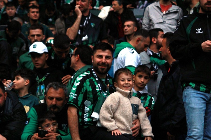 Kocaelispor – Sakarya maçının tribün ve taraftar fotoğrafları - Resim: 67