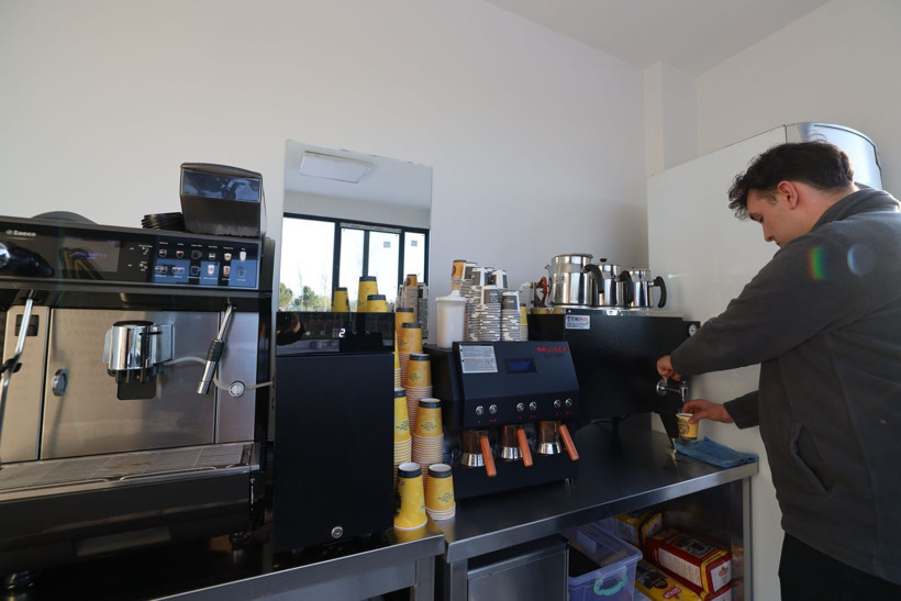 Genc-i Âlâ Kafe, şimdi de Başiskele Millet Bahçesi’nde hizmet vermeye başladı - Resim : 3