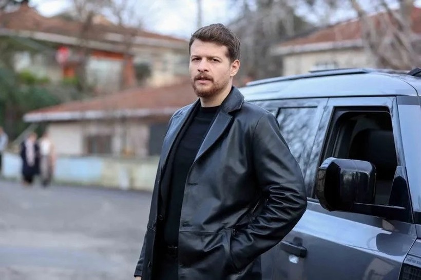 Sustalı Ceylan Ferhat Kim? Burak Yörük Kimdir, Kaç Yaşında? Burak Yörük Oynadığı Diziler - Resim : 1