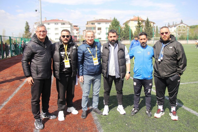 Karamürselspor - Çayırovaspor maçının fotoğrafları - Resim: 11