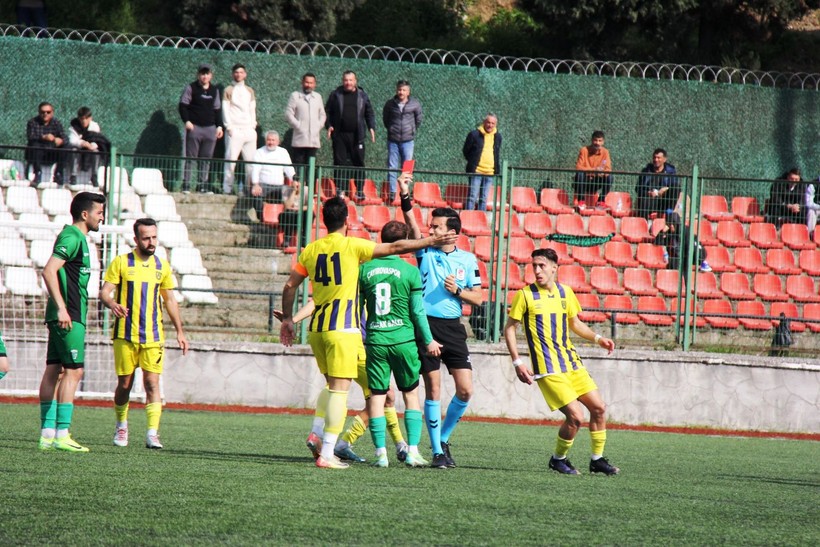Karamürselspor - Çayırovaspor maçının fotoğrafları - Resim: 59