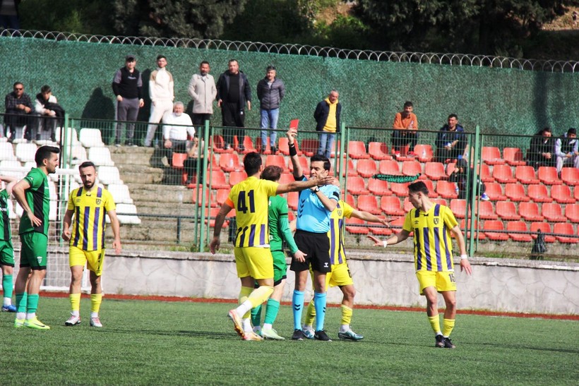 Karamürselspor - Çayırovaspor maçının fotoğrafları - Resim: 60