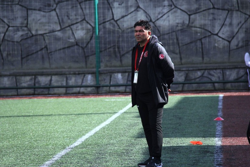 Karamürselspor - Çayırovaspor maçının fotoğrafları - Resim: 72