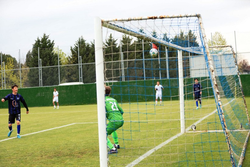 Kocaelispor - Karacabey Belediyespor U-19 maçının fotoğrafları - Resim: 64