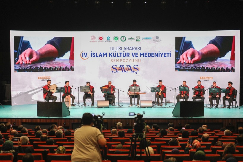 Uluslararası İslam Kültür ve Medeniyeti Sempozyumu, Kocaeli'de başladı - Resim : 3