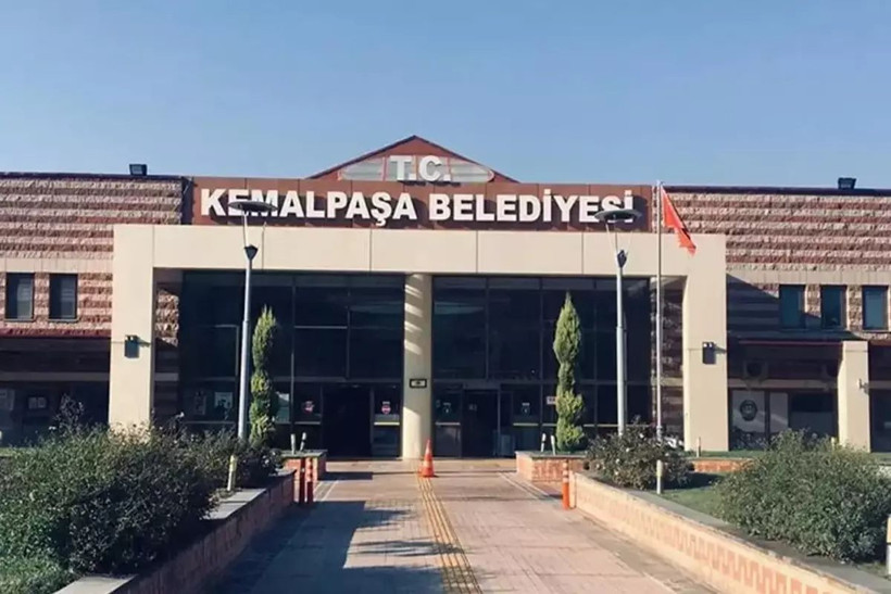 CHP'li belediyeye yönelik operasyonda 2 tutuklama - Resim: 4