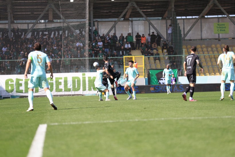 Esenler Erokspor - Kocaelispor: 3-1 (MAÇ SONUCU) - Resim : 4
