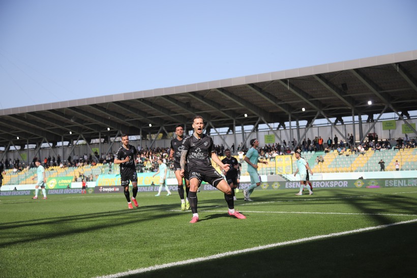 Esenler Erokspor - Kocaelispor: 3-1 (MAÇ SONUCU) - Resim : 8
