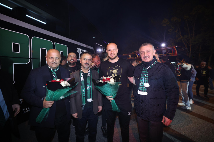 Kocaelispor kafilesi İzmit'te - Resim : 3
