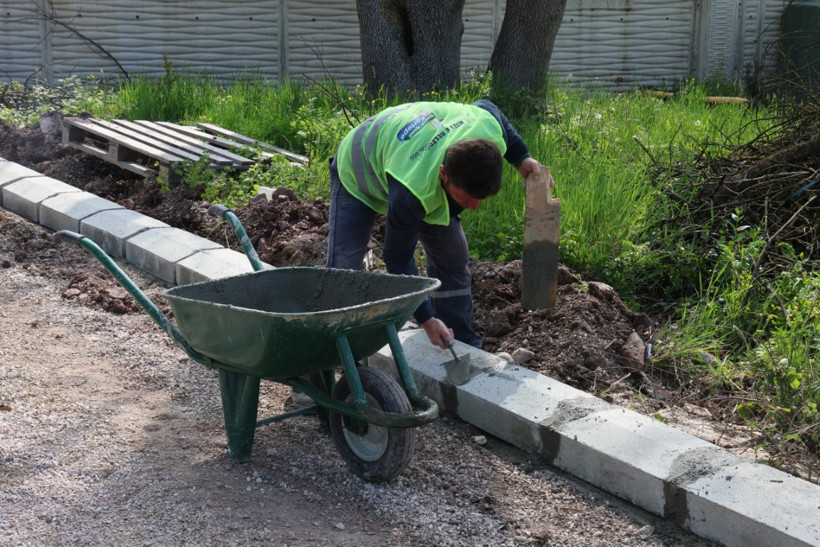 Kartepe Belediyesi’nden Acısu’da kapsamlı parke tamiratı - Resim : 1