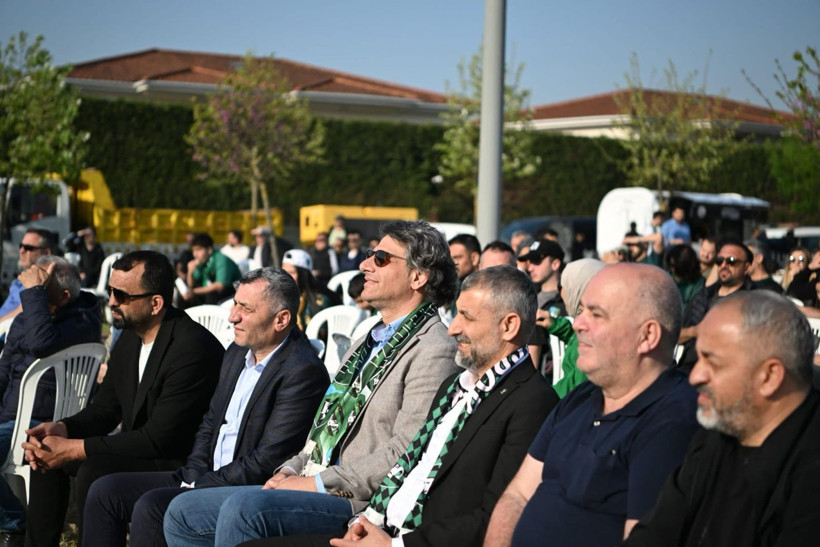 Mustafa Kocaman, Kocaelispor’un maçını Kartepelilerle izledi - Resim: 6