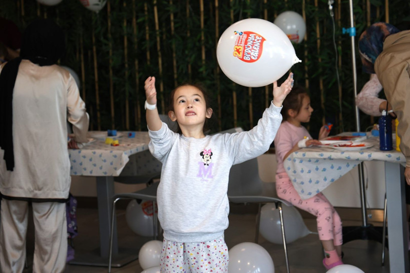 Hastanedeki çocuklara 23 Nisan sürprizi - Resim: 5