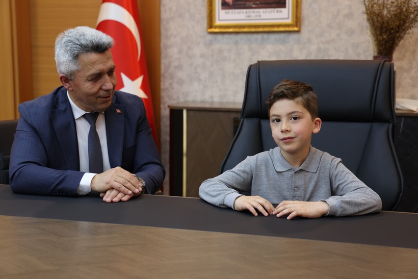 Erol Ölmez koltuğunu devretti! - Resim : 1