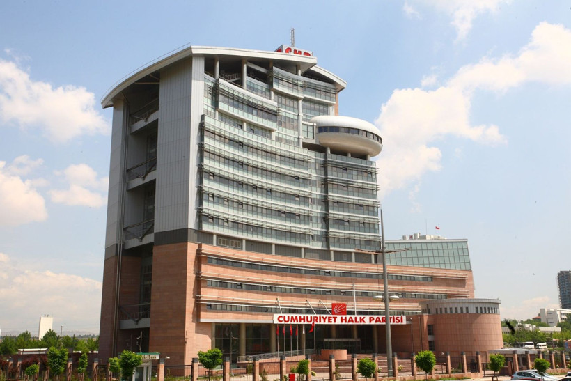 Protestoların ardından gençlerin gözü sandıkta: CHP lider, AK Parti takipte - Resim: 5