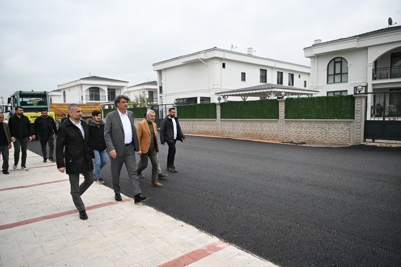 Kartepe'ye tonlarca asfalt serimi yapıldı - Resim: 1