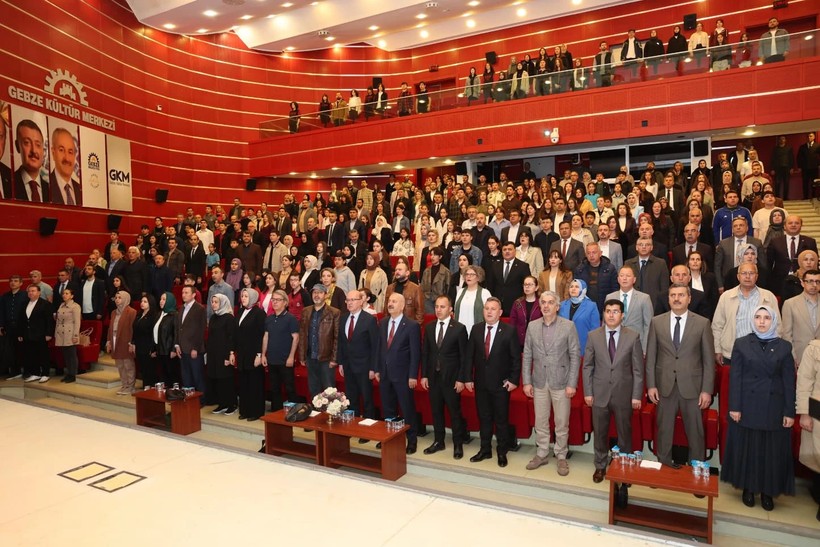"Öykülerle Gebze" yarışmasında ödüller protokolden - Resim: 2