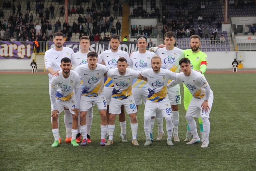 Belediye Derincespor kazandı... Her şey son hafta belli olacak! "2-1" - Resim : 1