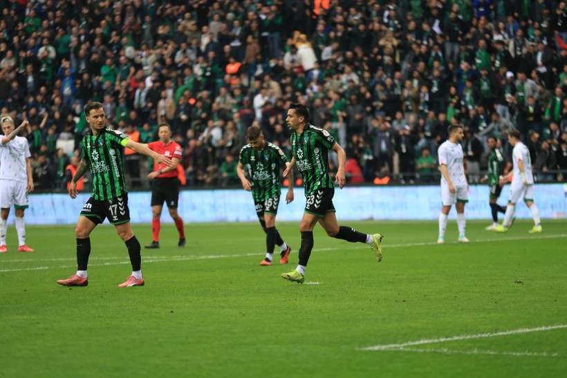 Kocaelispor - Boluspor: 3-4 (MAÇ SONUCU) - Resim : 5