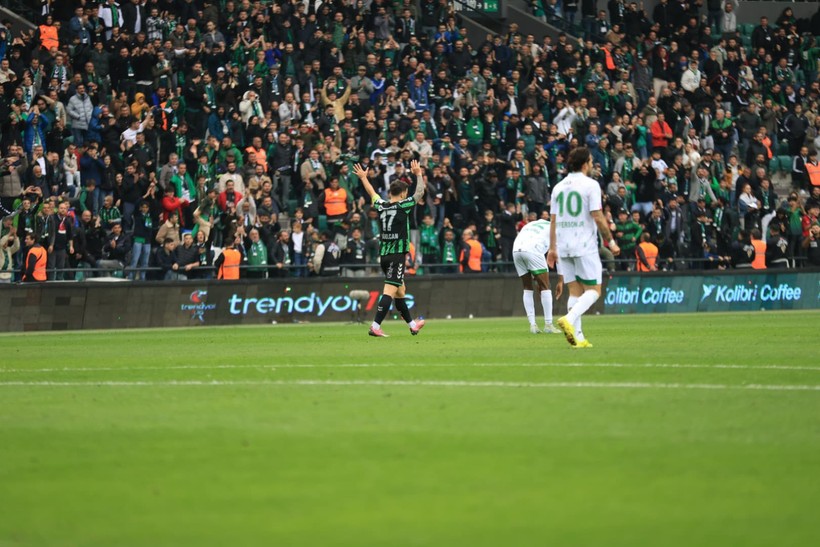 Kocaelispor - Boluspor: 3-4 (MAÇ SONUCU) - Resim : 4