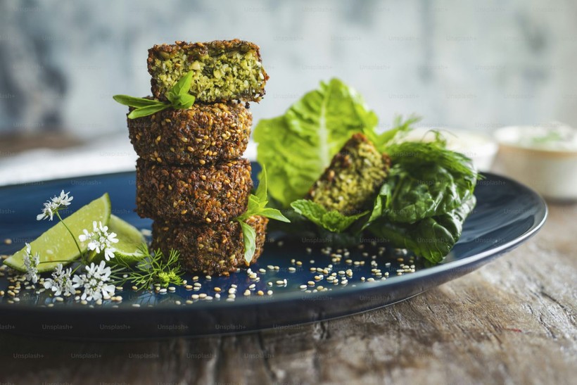 DAMAK ÇATLATAN FALAFEL TARİFİ | Tam Ölçülü Falafel Nasıl Yapılır? - Resim: 6