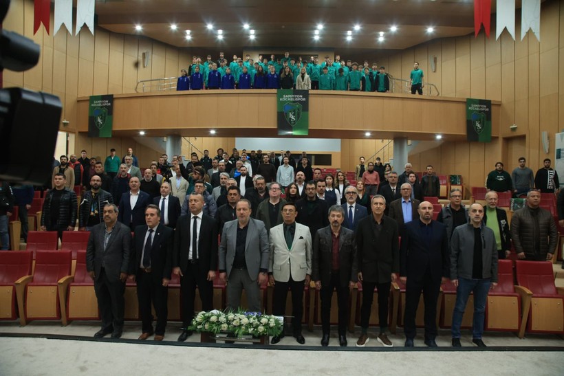 Emeğin Rengi Yeşil Siyah büyük beğeni topladı - Resim : 4