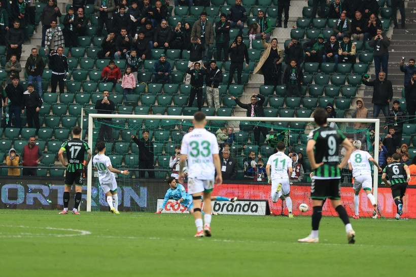 Kocaelispor – Boluspor maçı foto galeri - Resim: 109