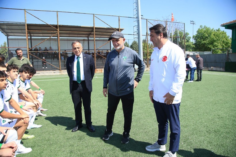 Kocaelispor U-17 için kupa ve madalya töreni düzenlendi - Resim: 2