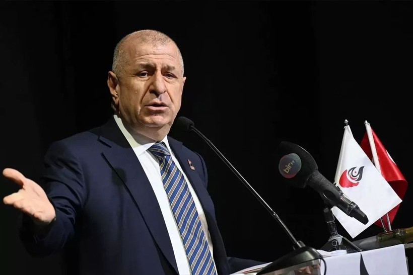 O partinin genel başkanı hastaneye kaldırıldı - Resim: 7