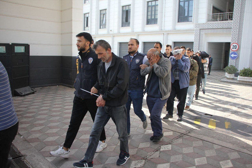 Büyük dolandırıcılık operasyonunda 52 zanlı tutuklandı - Resim : 2