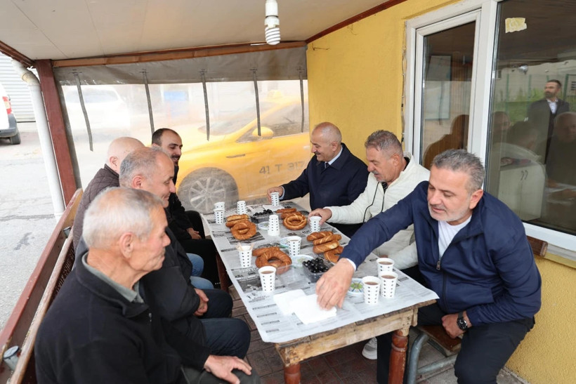 Zinnur Büyükgöz yeni haftaya taksici esnafları ziyaret ederek başladı - Resim : 2