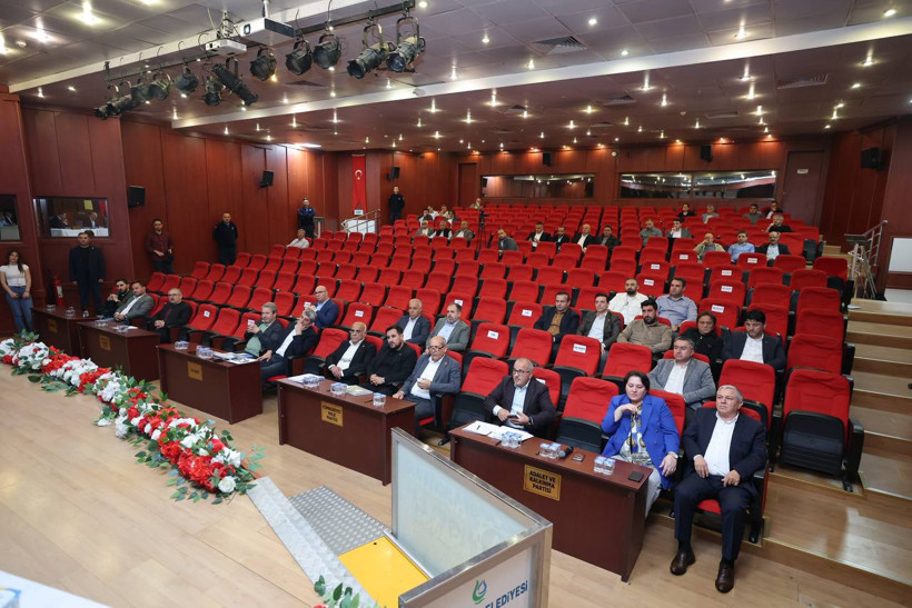 Çayırova'da Mayıs meclisi tamamlandı: Kesin hesap cetveli görüşüldü - Resim : 2