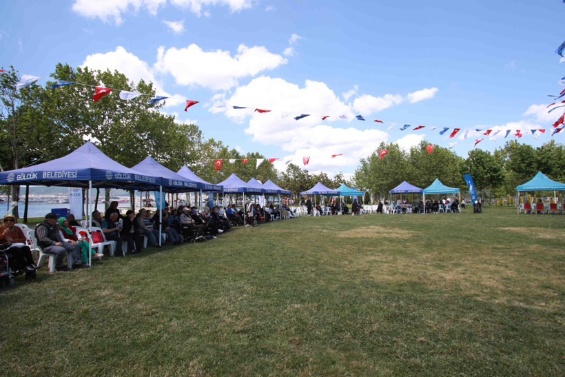 Beyaz Kalpler öğrencilerinden örnek davranış - Resim : 2