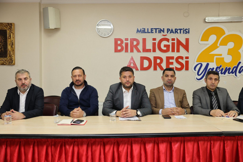 Şahin Talus: Tesadüfen başarı elde eden bir siyasi hareket değiliz - Resim : 3