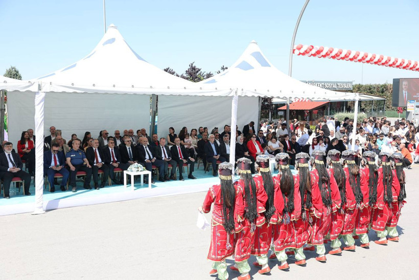 19 Mayıs Çayırova'da büyük bir coşkuyla kutlandı - Resim : 4