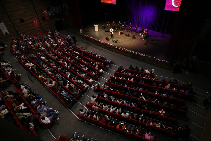 19 Mayıs Çayırova'da büyük bir coşkuyla kutlandı - Resim : 5