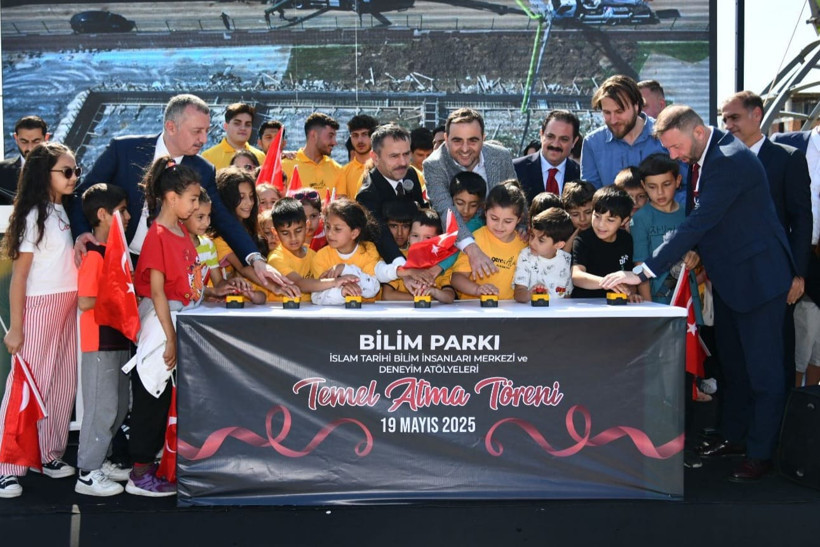 Anlamlı günde anlamlı tören! Başiskele'ye Bilim Parkı geliyor - Resim : 2